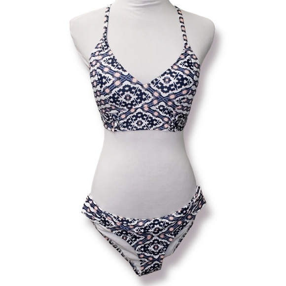 Jessica Simpson Boho Bikini 2-Piece Swimsuit - Picture 1 of 11